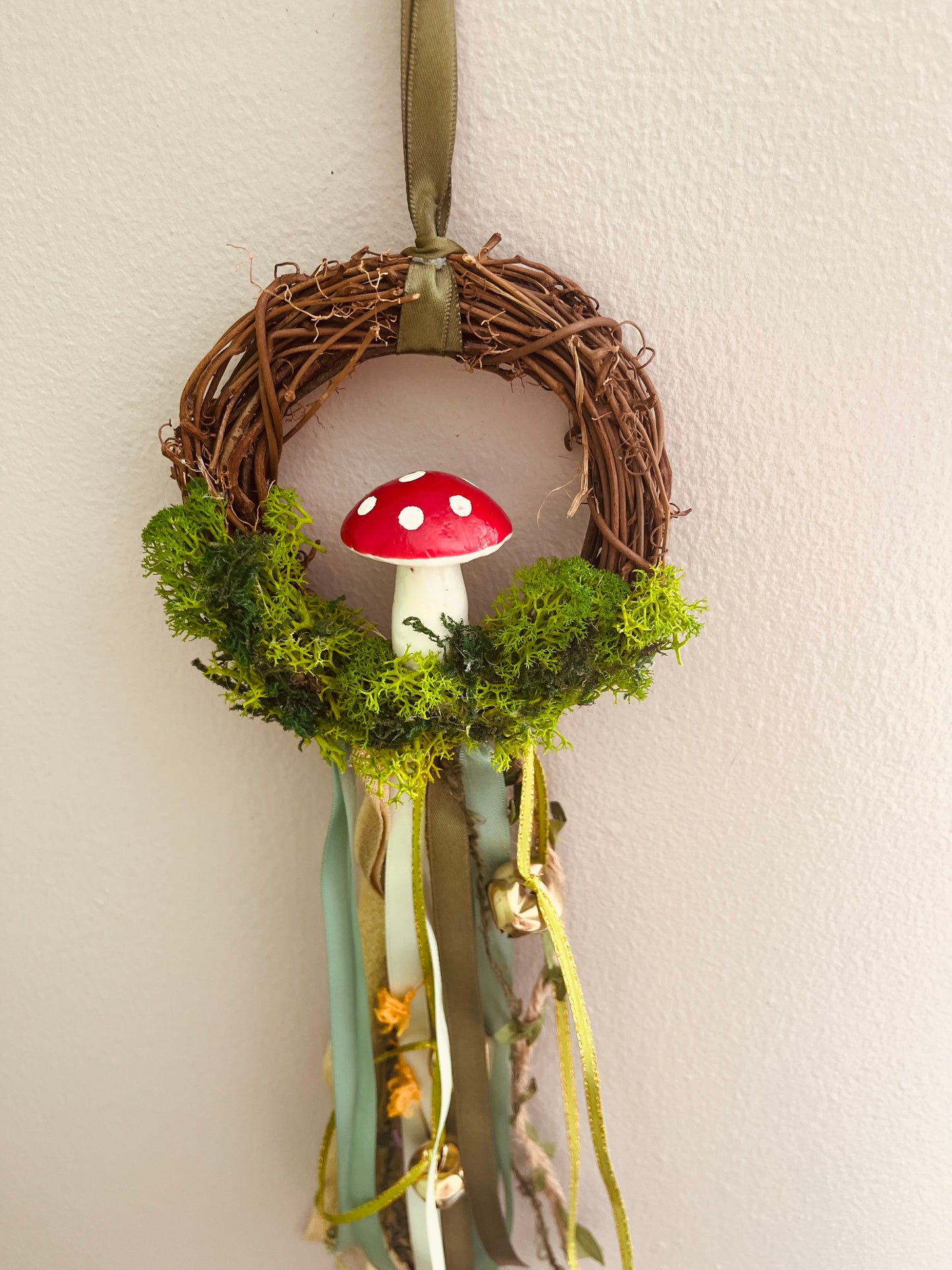 Enchanted Mini Green Wreath